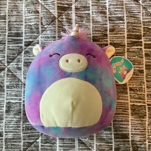8” Aurora the Unicorn Squishmallow